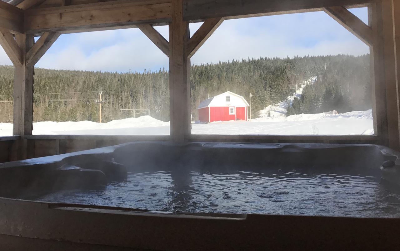 Bonne Bay Cottages Bonne Bay Pond Екстер'єр фото